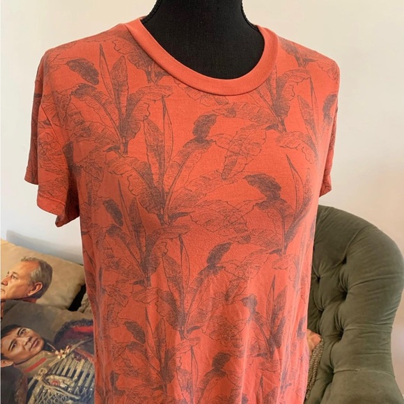 RVCA Tops - RCVA Burnt Orange Tee
